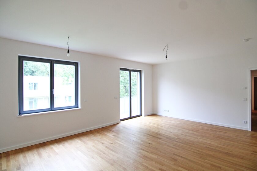 Geräumiges Wohnzimmer