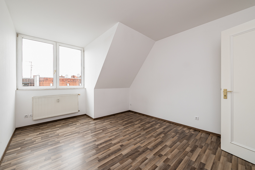 Geräumiges Schlafzimmer